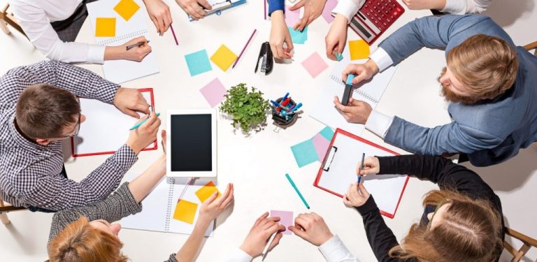 Making Header Cards for Successful Retail