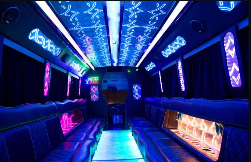 Party-Bus 10 Tips For Party Bus Experience