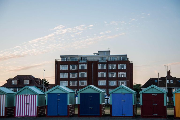 shepherds huts to rent herefordshire UK