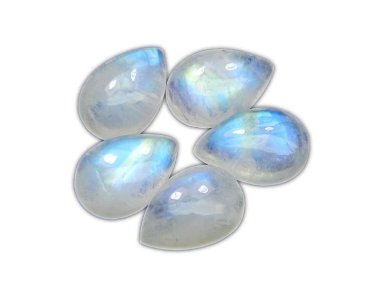 Moonstone Benefits - Healing Crystal