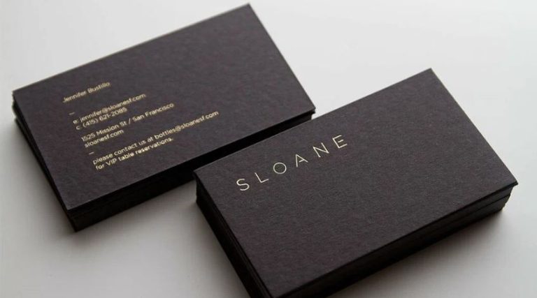 business card trends 2025 usa