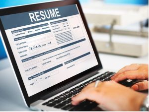 Why Dubai Employers Skip CVs for Video Resumes