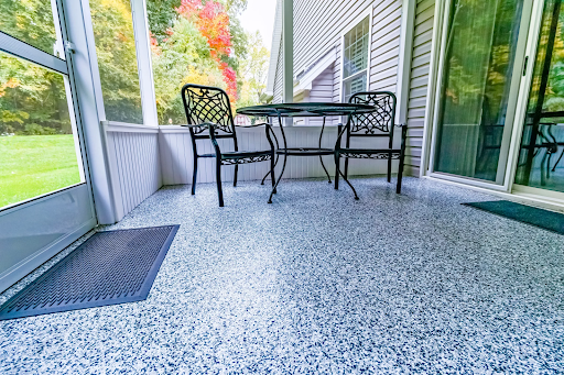 Why Flake-Based Floor Coatings Are Popular in Modern Garages 2 floor installers