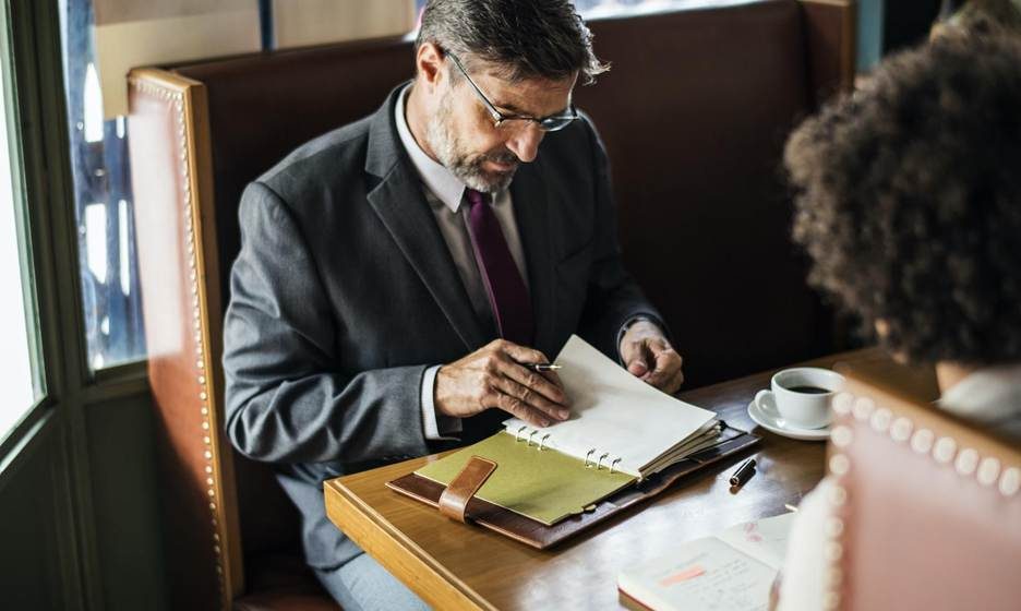 What to Expect When You Hire a Solicitor in London