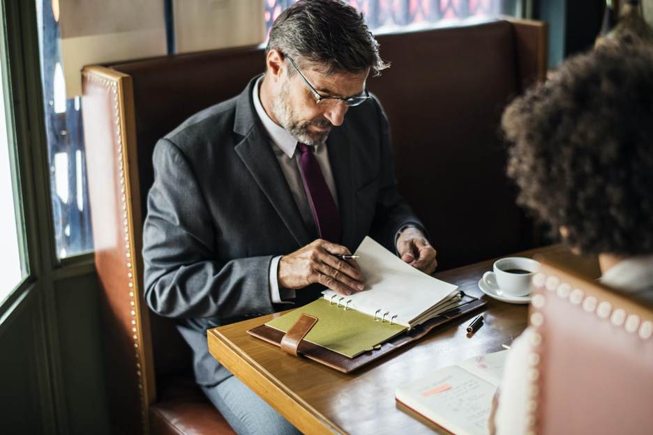 What to Expect When You Hire a Solicitor in London