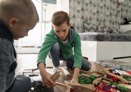 How Construction Toys Help Children Build STEM Skills